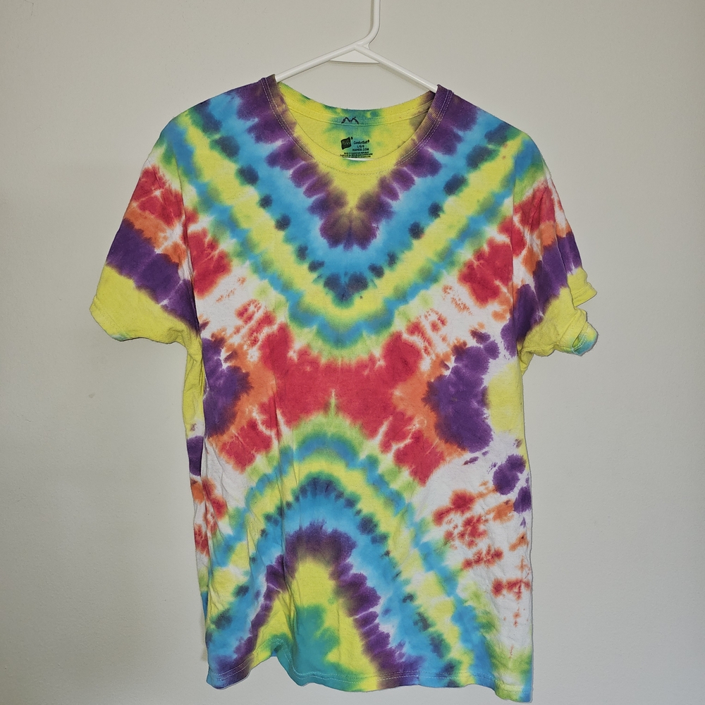 Multicolor Tie-Dye Men's Shirt Hanes Shirt, Handcrafted Design Sz L